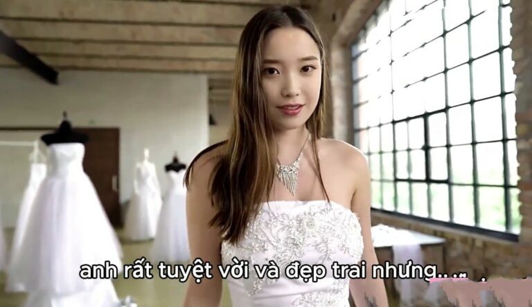 Gạ xoạc em gái đi thử đồ cưới một lần trước khi lấy chồng
