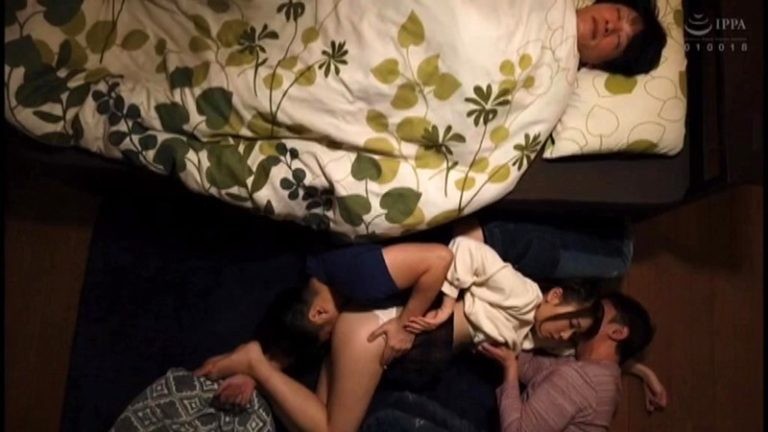 Nửa đêm vụng trộm cùng vợ bạn thân